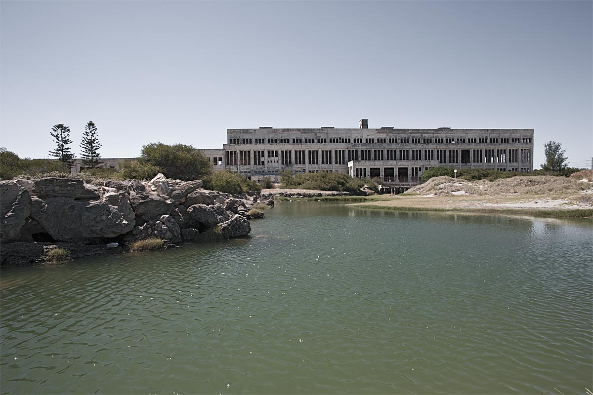 out of source #18, australia, 2012 (fremantle power plant)