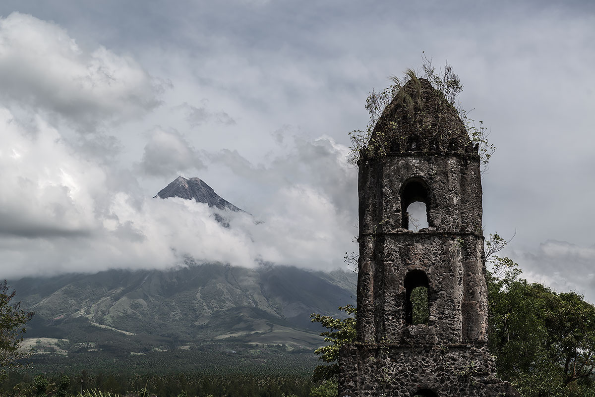 faithless #43, philippines, 2014 (village was abandond after a volcano eruption)