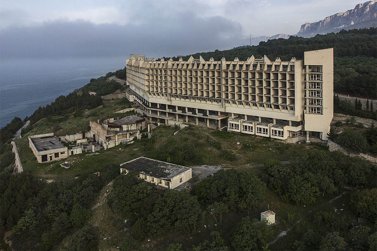 soviet dream, no vacancy #19, crimea, 2012 (unfinished 300 room hotel from the soviet days. maybe now russia will continue the building)