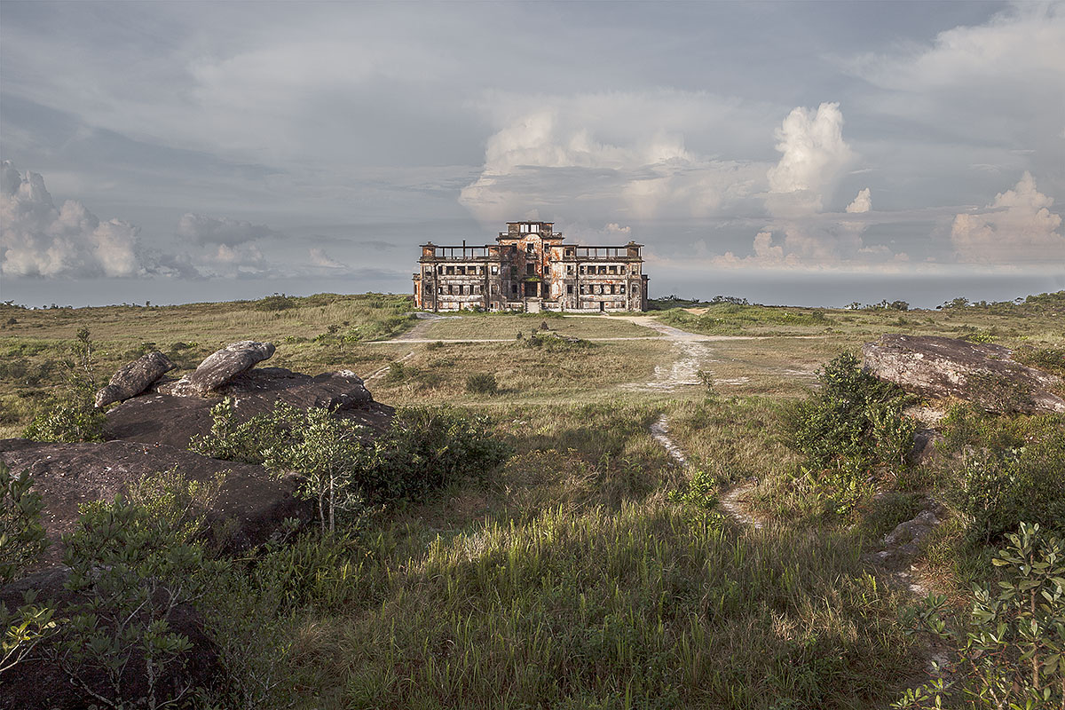 rien ne vas plus, no vacancy #1, cambodia, 2010 (hotel/casino built by the french in 1921, later stronghold of the khmer rouge until the early 90s)