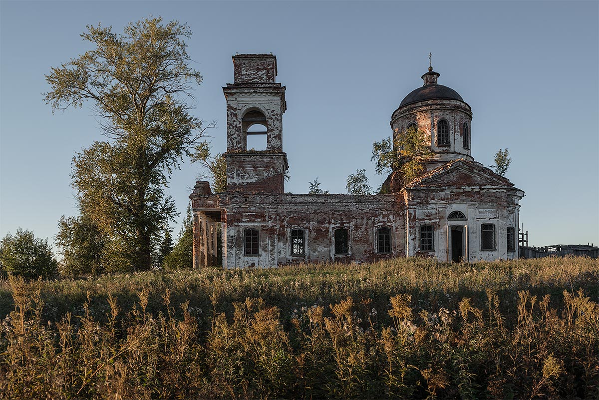 faithless #28, russia, 2013 (the soviet union had elimination of religion as an ideological objective. the 1959 khrushchev campaign forced the closure of 12,000 churches)