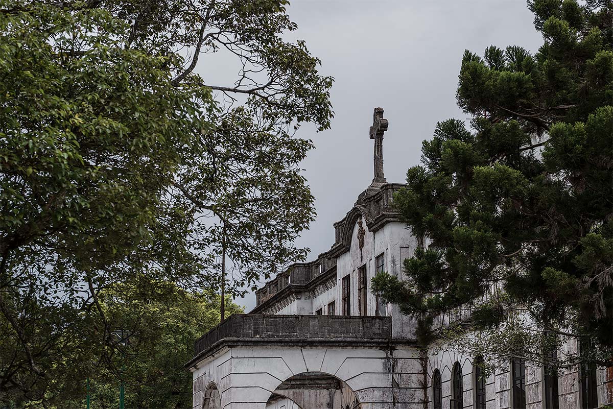 no vacancy #29, philippines, 2014 (ex diplomat hotel in baguio that was originally built in 1911 as a school / vacation home by the dominican order)