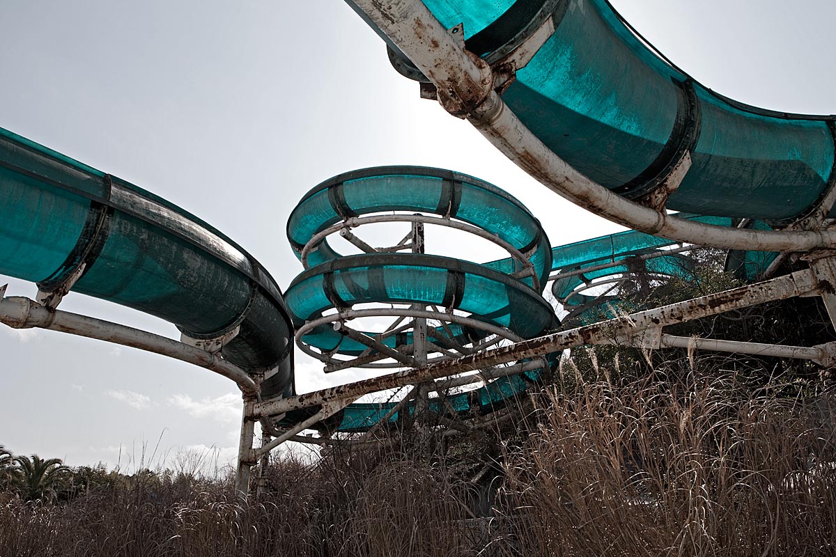 it was a pleasure #1, japan, 2010 (waterslide, now demolished)