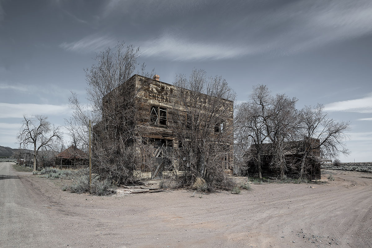 no vacancy #61, usa, 2016 (hotel and general store in rural utah)